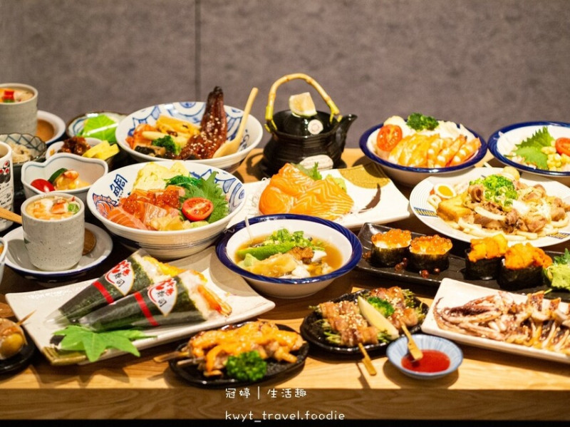 【九屋太平の聚客所】太平日式料理推薦，浮誇系生魚片丼飯，料好實在聚爽捲│菜單