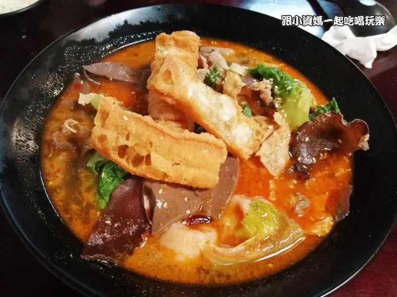 【台北市大安區美食記】小姊姊麻辣食堂(小姐姐麻辣燙) 自助式挑選配料 飲料白飯吃到飽 大學生超愛的巷弄隱藏版美食