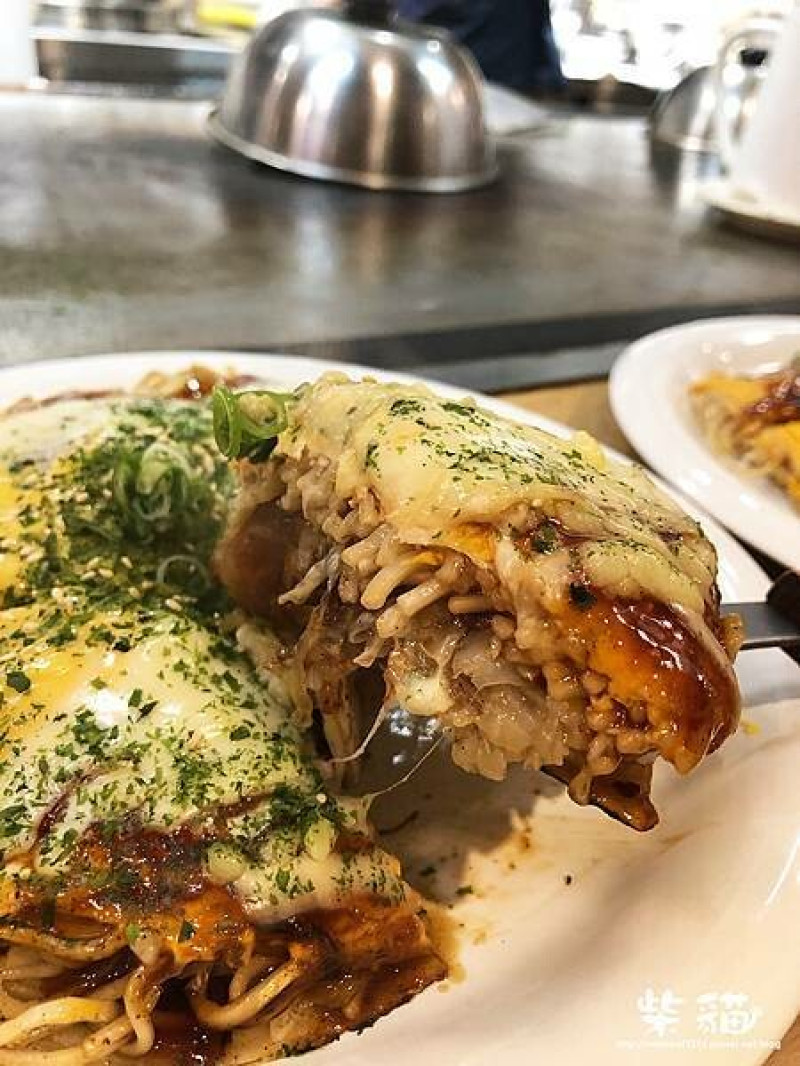 【台北】赤鐵廣島燒｜道地的純日風味，濃濃的大正風情｜柴貓趴趴走