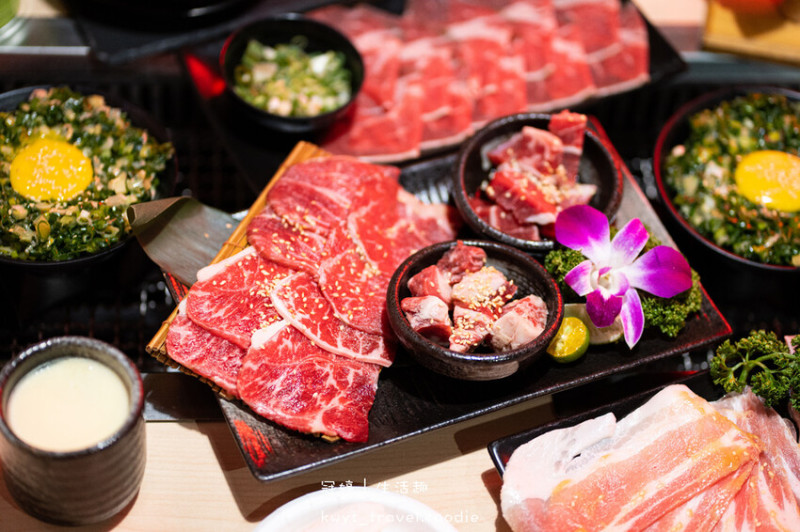 【義崎丼燒肉愛買復興舖】一人爽吃和牛燒肉！台中南區燒烤餐廳推薦，數10款自助吧吃到飽！附菜單