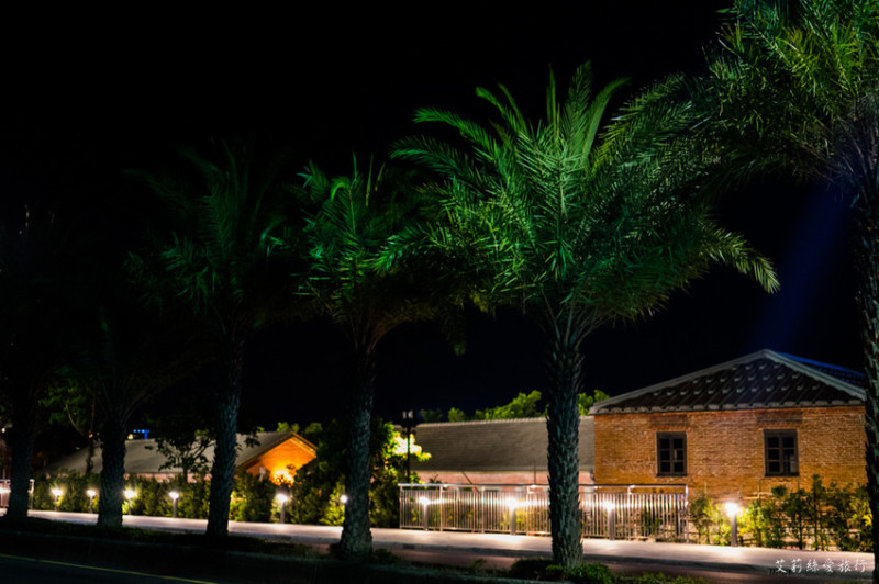 淡水》淡水海關碼頭 2018燈海節 七夕情人節約會景點 浪漫玫瑰燈海七彩光球 清代古蹟洋樓建築 - 艾莉絲愛旅行