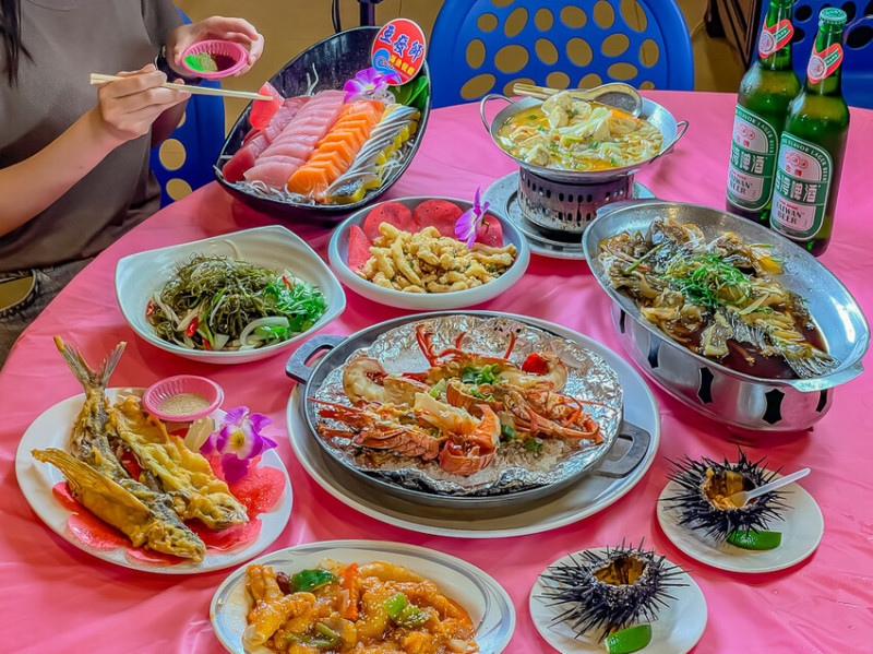墾丁美食 – 亞發師海產 x 回訪N次的超高CP值海產餐廳 無敵海景漁港餐廳 一片5元的新鮮生魚片 平價熱炒高級