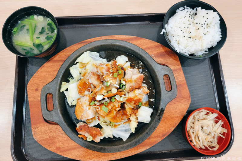 【新北市土城區】Joyfull台灣珍有福 土城家樂福店｜日本九州家庭料理｜咖哩 豬排丼 拉麵 定食