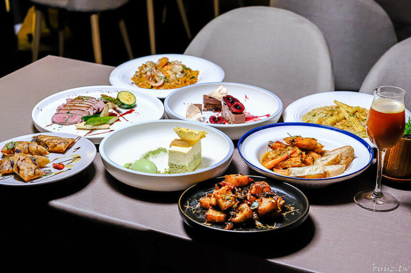 輕盈果香盤式甜點融入茶香風味，微醺氣氛索瑪莉亞餐酒館，享用美味燉飯、義麵與鹹派！