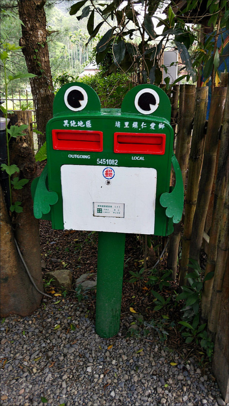 [南投景點] 紙教堂桃米生態區 可以玩上一整天寓教於樂的好地方 夏天還可以看螢火蟲歐