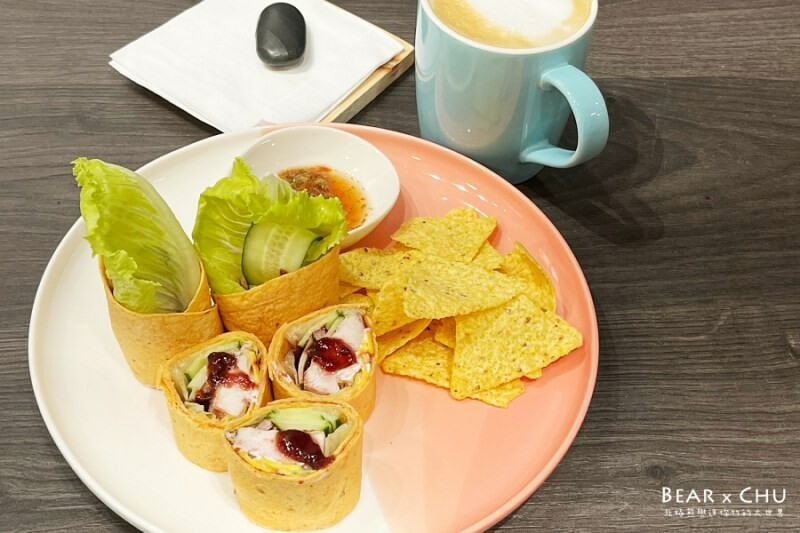 台北萬華藝趣壹號店・有咖啡與好吃輕食捲餅的藝文課程教室空間