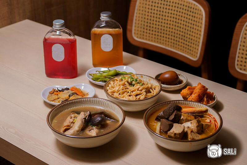 和秋美食第六市場快閃店｜台中新店，常溫料理包推薦，第六市場美食，麻辣鴨血、麻香拌麵、剝皮辣椒雞湯（團購/宅配