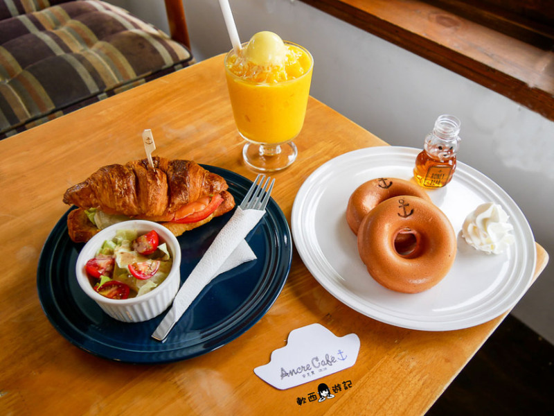 淡水美食推薦》安克黑咖啡Ancre café●淡水河畔邊河景咖啡廳 悠閒愜意喝咖啡看夕陽賞夜景 淡水河景咖啡廳/淡水景觀咖啡廳 - 軟西，遊記