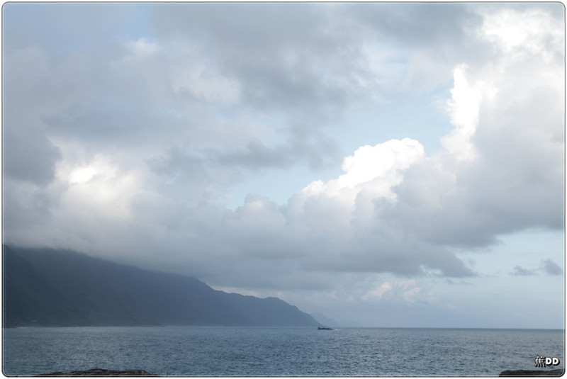 [遊記] [台北 > 台東] 第一天：劉姐姐飯糰/佳興冰菓店/石梯坪-原來台東離我們這麼遙遠 - 蕉DD的初來乍到