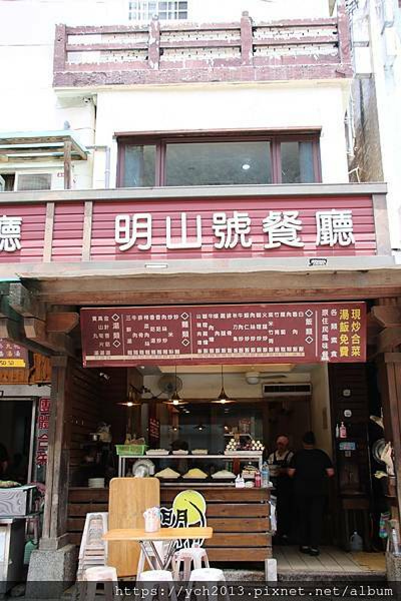 花蓮太魯閣國家公園景點／天祥明山號餐廳用餐、直奔平坦好走的白楊步道與白楊瀑布、水清冰涼像瀑布般的水濂洞