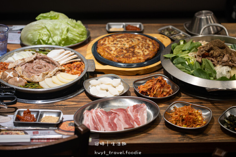 【阿豬媽烤腸專門店】秒飛韓國正宗韓國烤腸！西門町韓式料理推薦，感受道地韓國吃食文化│菜單