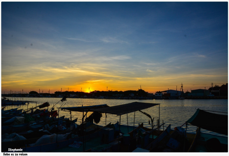 ｜高雄‧彌陀｜吹著海風，好舒服啊！南寮漁港海岸自行車步道