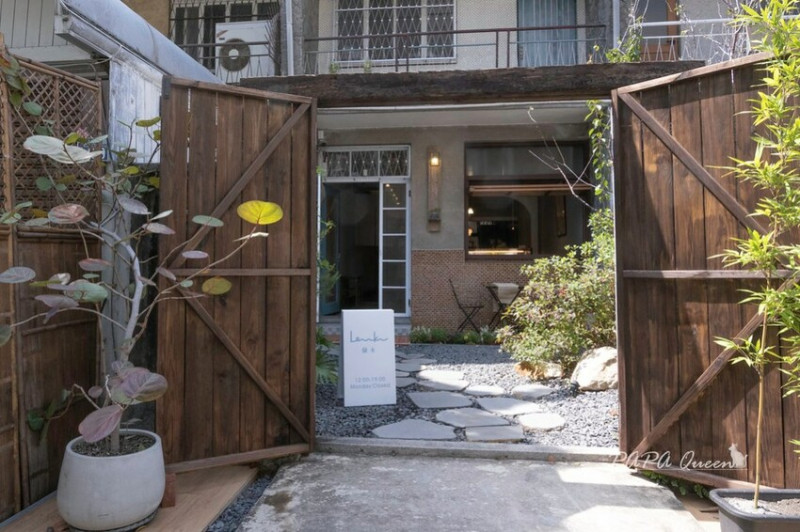 台中西區 ｜ LENKA III 蘭卡三店  老屋 X榻榻米的甜點店!!