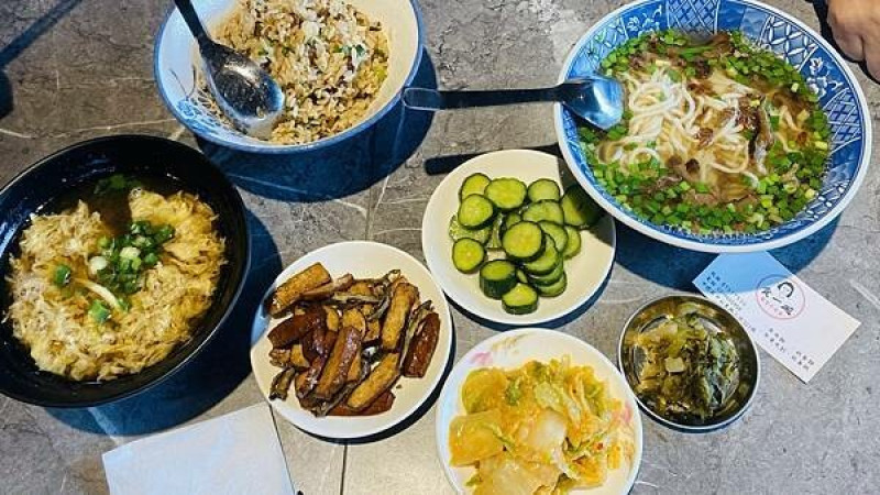 桃園中壢在地美食【食一碗秋香的味道】桃園金牌好店/平價美味客家傳統料理/吃一碗記憶中阿嬤的味道