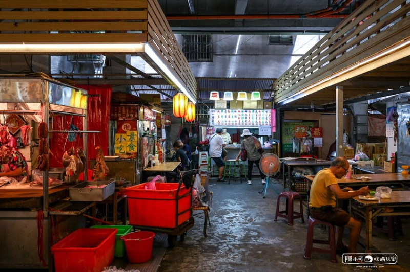 【蘆洲美食】三色豆花，市場便宜平價大碗公布丁冰品30元！