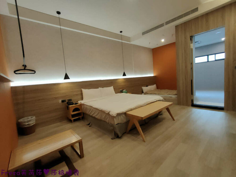 南投飯店【雅薇精品時尚旅館】親子最愛！獨立車庫超大房間新穎乾淨.玩南投住這間│名間交流道│紫南宮│南投住