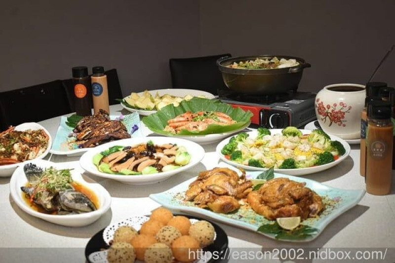 新北新店尾牙餐廳推薦 | 宸軒園粵菜海鮮-中興店 犒賞員工尾牙宴首選 澎湃美味 佳餚美饌 大場地可容納6~8桌 附設卡拉ok歡唱設備 -  就是這樣。吃喝玩樂。愛漂亮部落格 - FashionGuid