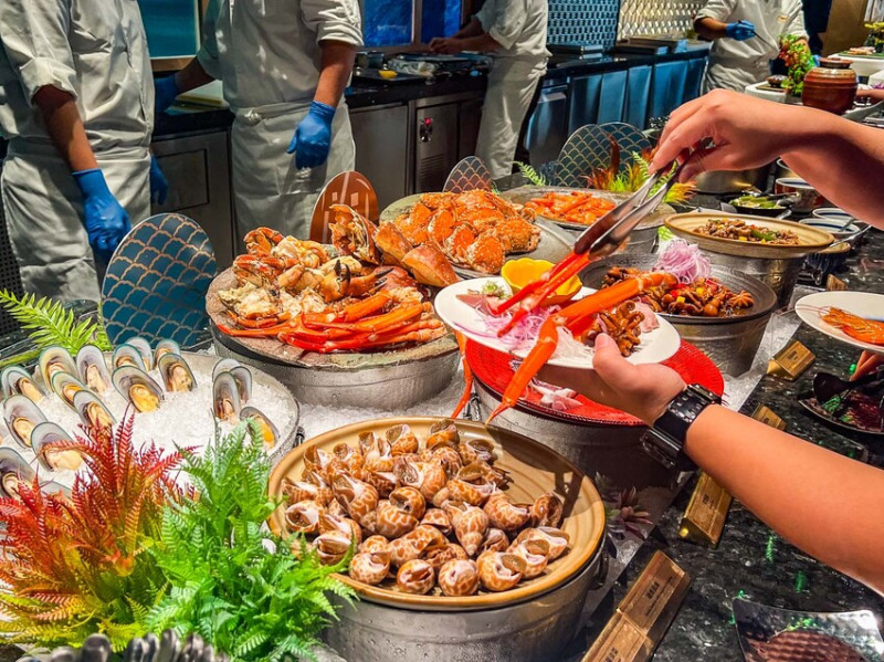 桃園市桃園區旭集和食集錦桃園中茂店｜號稱最難訂的buffet吃到飽！食材超頂最強的日式料理吃到飽