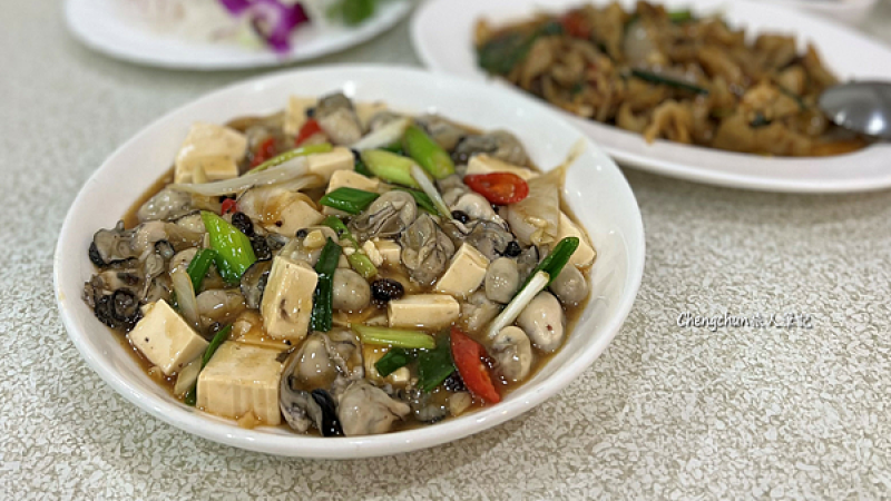 基隆美食熱炒，阿布拉海鮮，巷弄裡享受漁港的新鮮風味 !