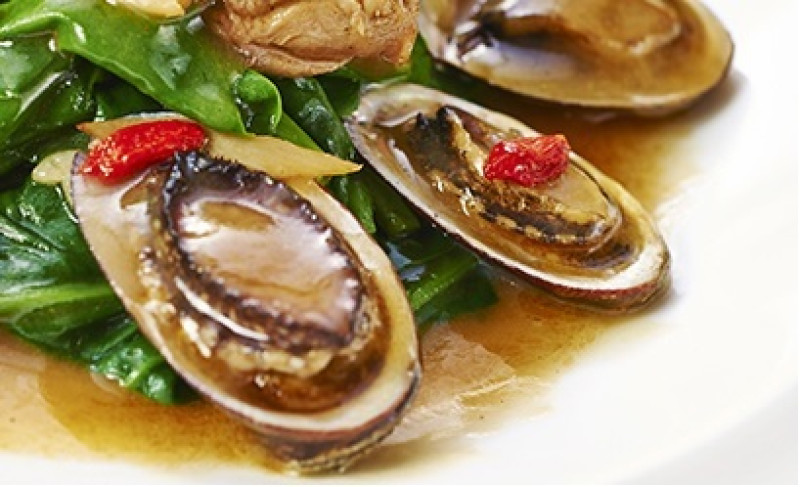 河邊海鮮餐廳 -前金區市中一路276號              