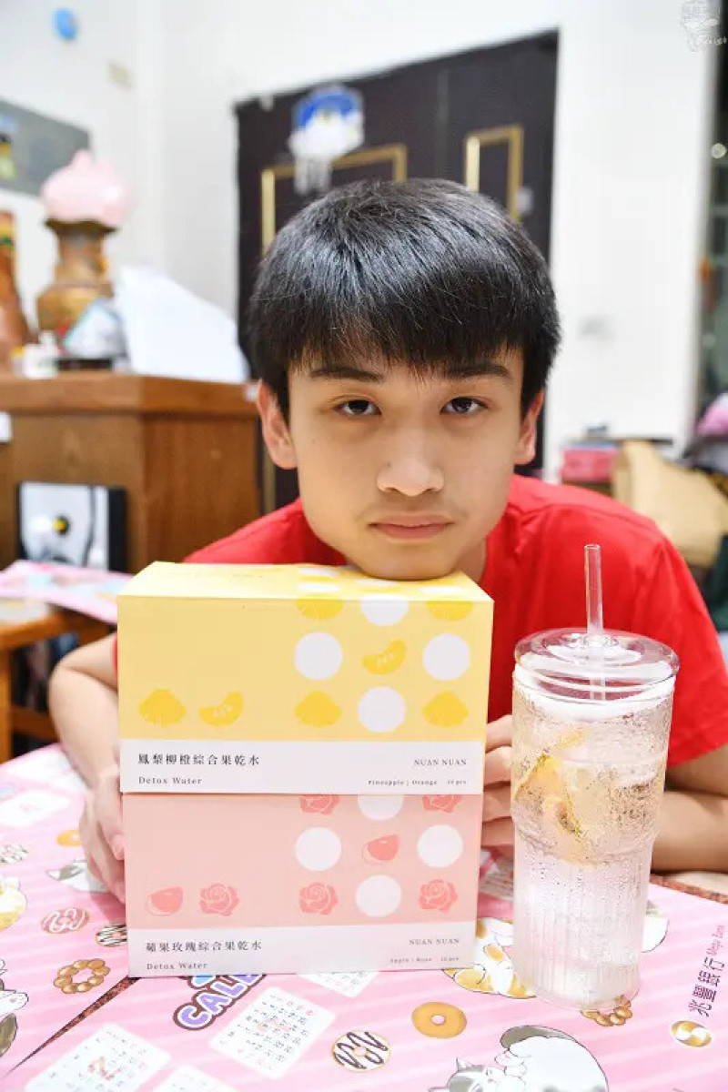 『你，要好好照顧自己』，暖暖純手作，給你最真實的味道，無加糖、無香精、純天然，果乾水讓你愛上喝水