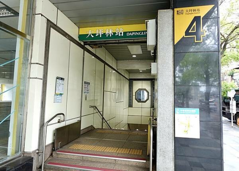 新店餐廳推薦/新北蔬食餐廳食記/原粹蔬食作-豆皮烏龍麵與綠藻豆乳沾麵/有wifi /健康好吃