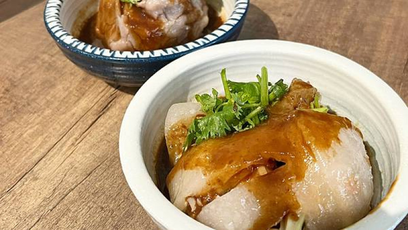 【台北萬華美食、米其林餐廳推薦】露店蘇來傳｜鄰近捷運龍山寺站、招牌肉圓、芋粿與綜合湯，銅板價一次滿足!!!