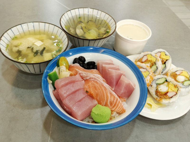 竹東美食｜竹賀日式食堂．厚切刺身、炙燒星鰻都好吃新鮮的日式料理！