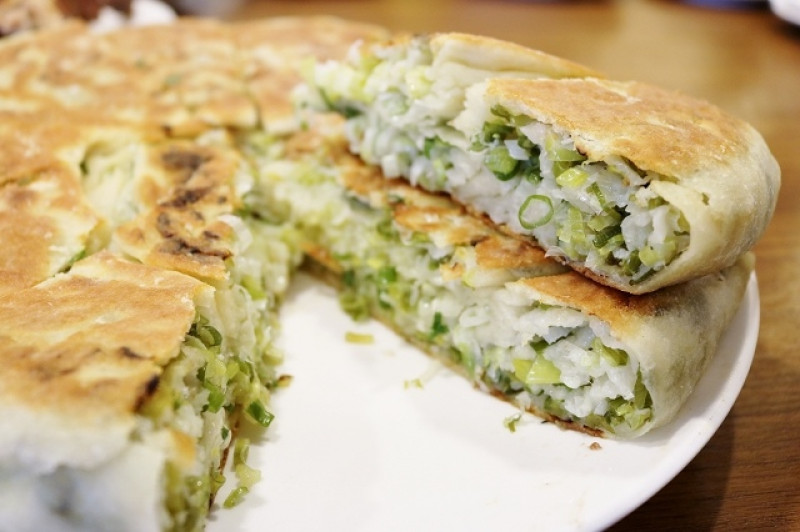 【台北美食】北平都一處-『國父紀念館站』老字號北方館子．一份八百元的驚人蔥油餅