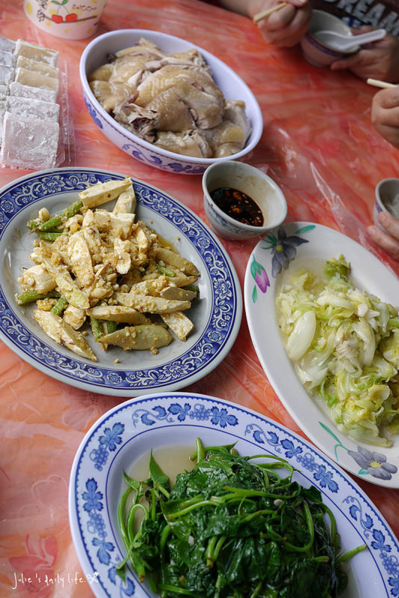 陽明山竹子湖●青菜園(土雞、合菜、地瓜湯、米粉湯)