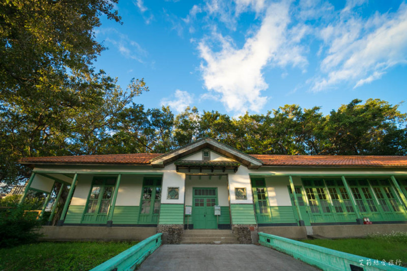 北投景點》前日軍衛戍醫院 百年日式建築 免費足湯 現為三軍總醫院北投分院 - 艾莉絲愛旅行