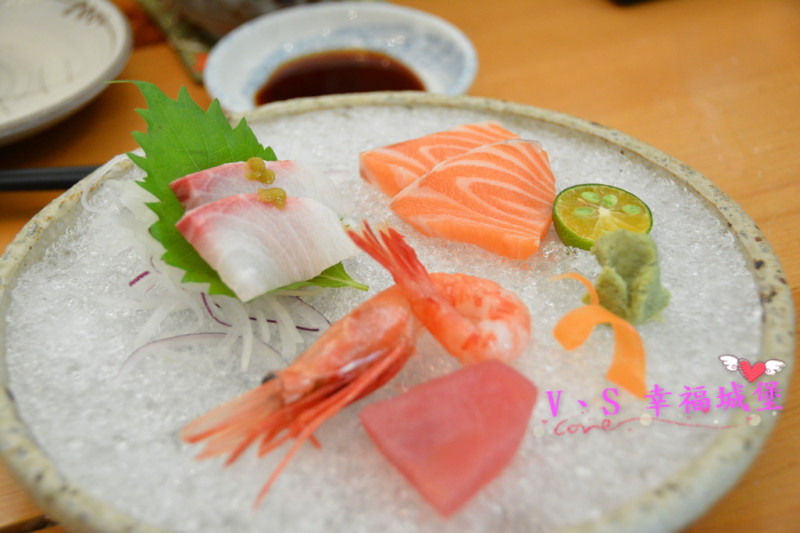 【台北信義區美食】心月懷石料理 ~ 低調藏身於大樓裡的日式料理，平價無菜單料理，讓你吃到精緻又驚豔的日本料理