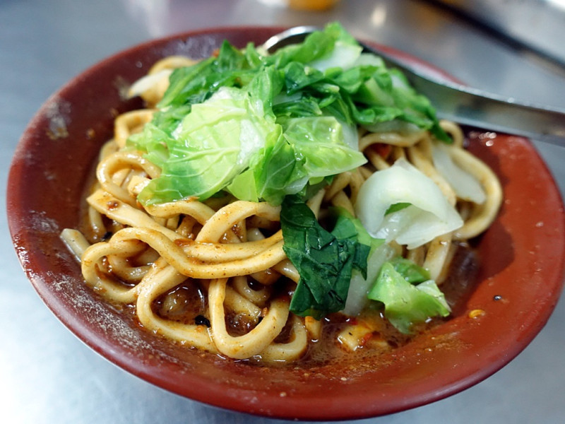 【台北士林】德行東路 特製紅油抄手 酸辣麵