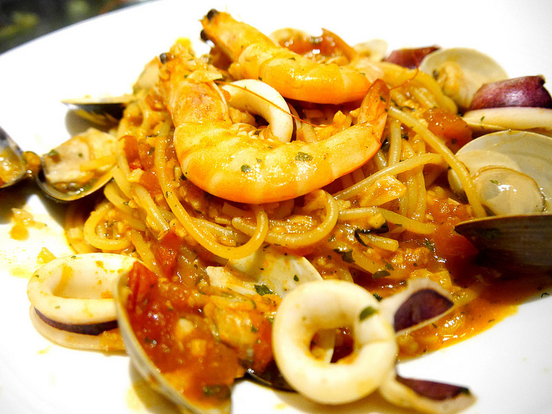 水晶燈宮廷華麗場景奢華挑高適合約會的cafe kitchen*SOGO新館