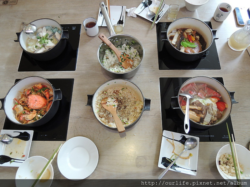 台中．鴨肉嫩甜菜回甘的杭州一品鴨燒@八月江南燒