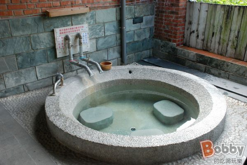 【新竹湯屋】石上湯屋.尖石溫泉推薦.露天式湯泉.度假休閒的遊玩景點