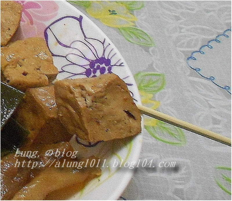 期待再相會~ 鼎山夜市2.櫥窗滷味