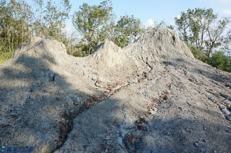 【遊記】高雄燕巢_烏山頂泥火山自然保留區@別怕~這泥火山是相當和藹可親的