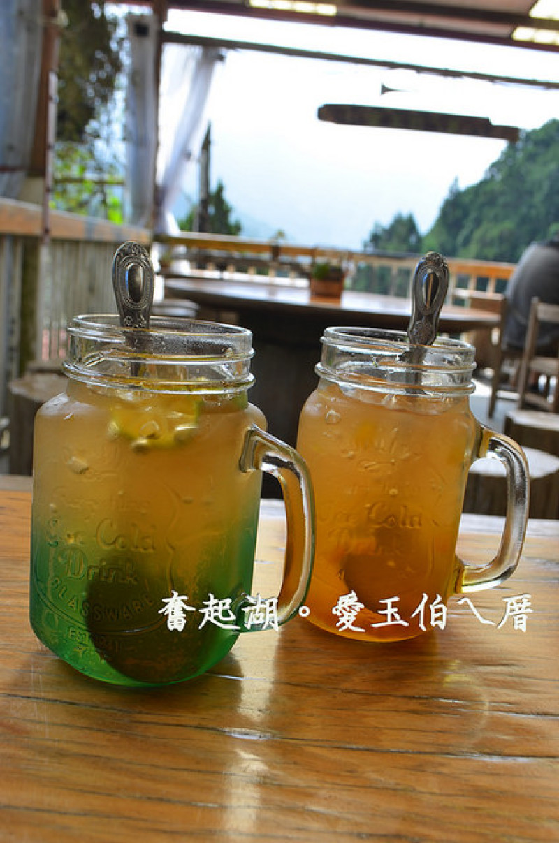 【嘉義。食記】想吃得要先找到它!!。奮起湖必吃低調隱密愛玉小店 ─ 愛玉伯ㄟ厝(賣完就沒了!!)