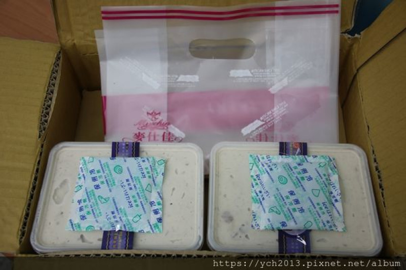 【麥仕佳】鮮芋奶酪蛋糕盒／使用新鮮大甲芋頭手工製作的芋泥蛋糕，搭配鮮奶酪與奶蓋餡更是香濃滑順