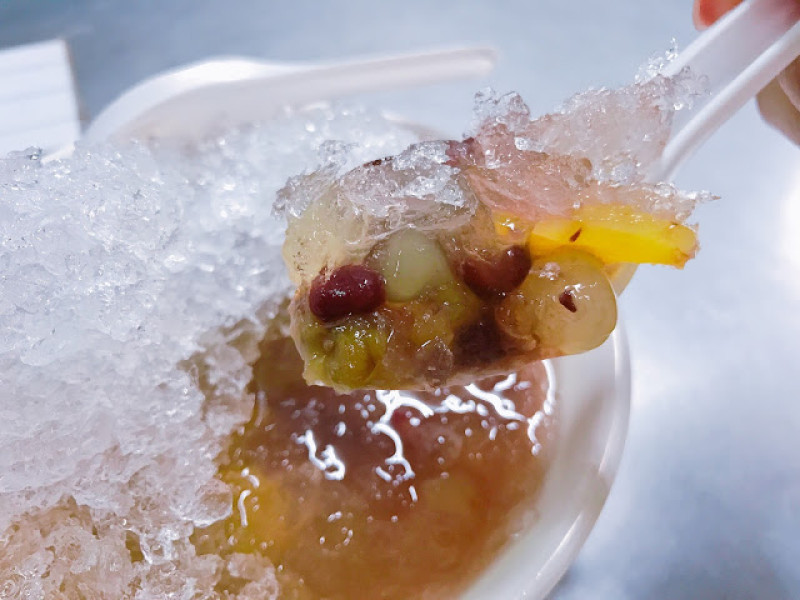 [食記] 新竹。葉大粒粉圓冰、古早味清涼冰品。加了油蔥的熱芋泥!