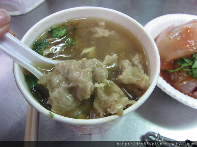 新竹市 車站肉羹麵/在地排隊小吃/超好吃意麵/肉丸/銅板美食
