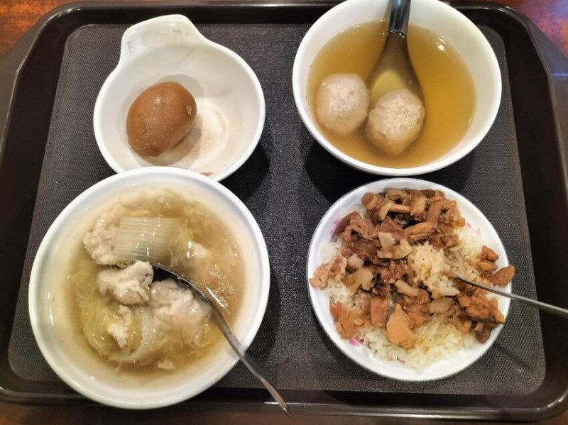 飄香40餘年人氣老店-嘉義阿岸米糕