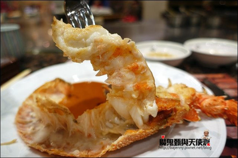 《小姑食記/捷運松山線/南京三民站美食》母親節大餐~新濱鐵板燒new hama．龍蝦餐附沙朗牛