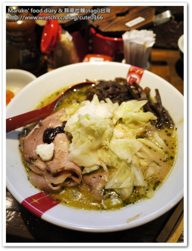 【暖呼呼拉麵】豚骨拉麵ラーメン凪(nagi)台灣‧台北西門商圈