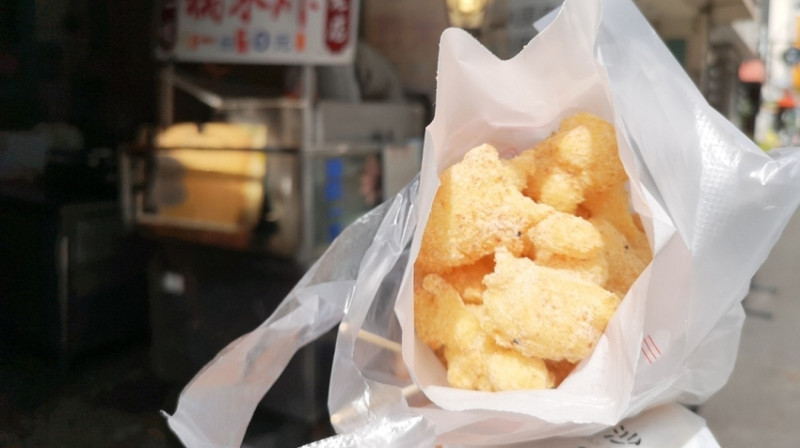 彰化美食_古月糯米炸│彰化在地超熱門小吃，Q彈口感被花生粉包裹住的古早味小點。 - 愛伊特candy的分享樂園