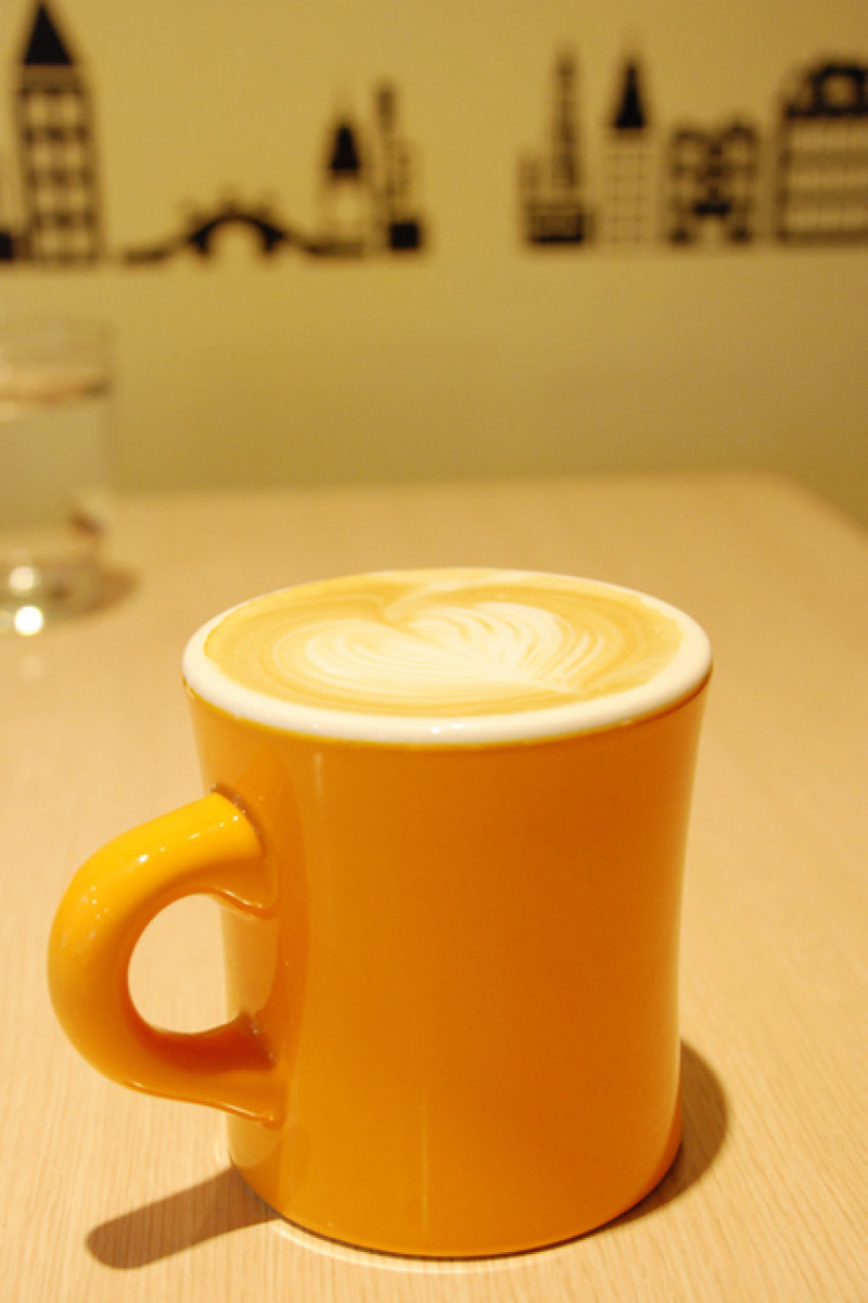 [食記] 台北民生社區 Leisure Cafe 驚喜連連的手工蛋糕