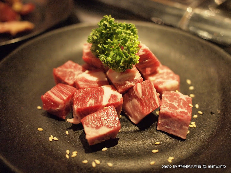 精選食材饌出好味道! ~ 台中北屯"極屋精饌燒肉(崇德店)"