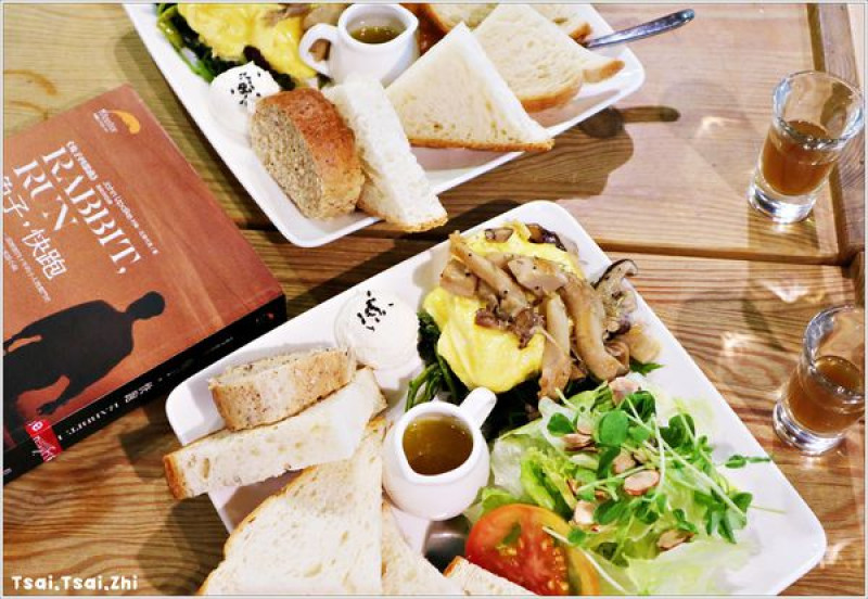 [台北大安]日楞咖啡，hi日楞RYOU CAFE|元氣早餐盤-嚴選在地有機食材健康輕食風早午餐|節目票選：文青最愛，養生美味輕食早午餐(師大商圈浦城街)