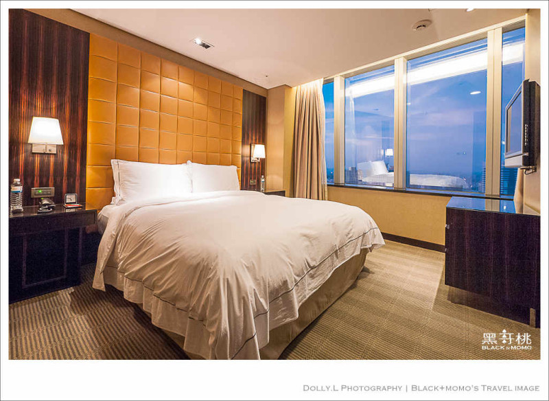台中住宿│Hotel ONE 亞緻大飯店‧高空夜景同眠【行政套房】